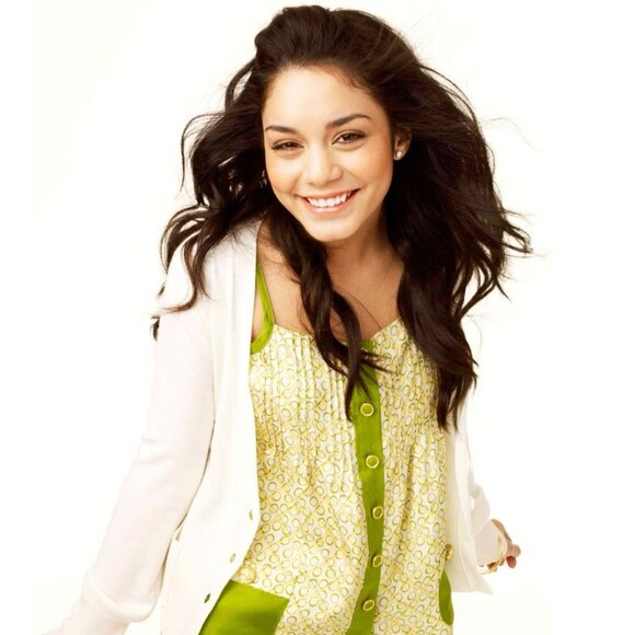 Juicy Couture Green Beano Soft Woven Silk Tank ASO Gabriella Montez - Picture 4 of 8
